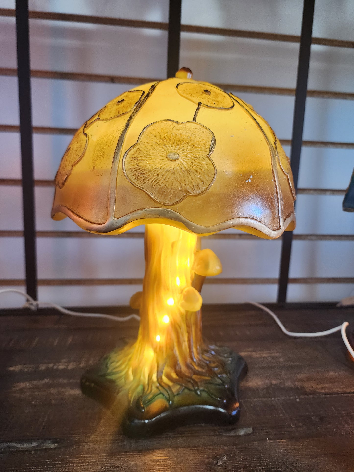 Mushroom Lamps (2 Sizes) and Different Styles