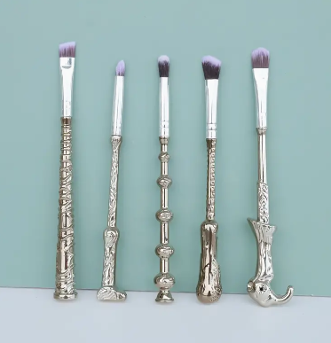 Magical Harry Potter Wand Makeup Brushes