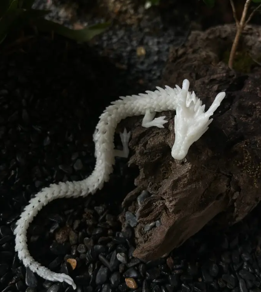 🐉 3D Articulated Dragon Toy - 11.8" of Power & Adventure! ✨