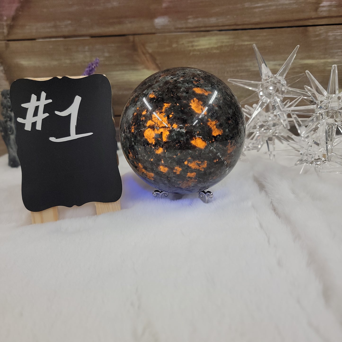 UV Reactive! YOOPERLITE Spheres
