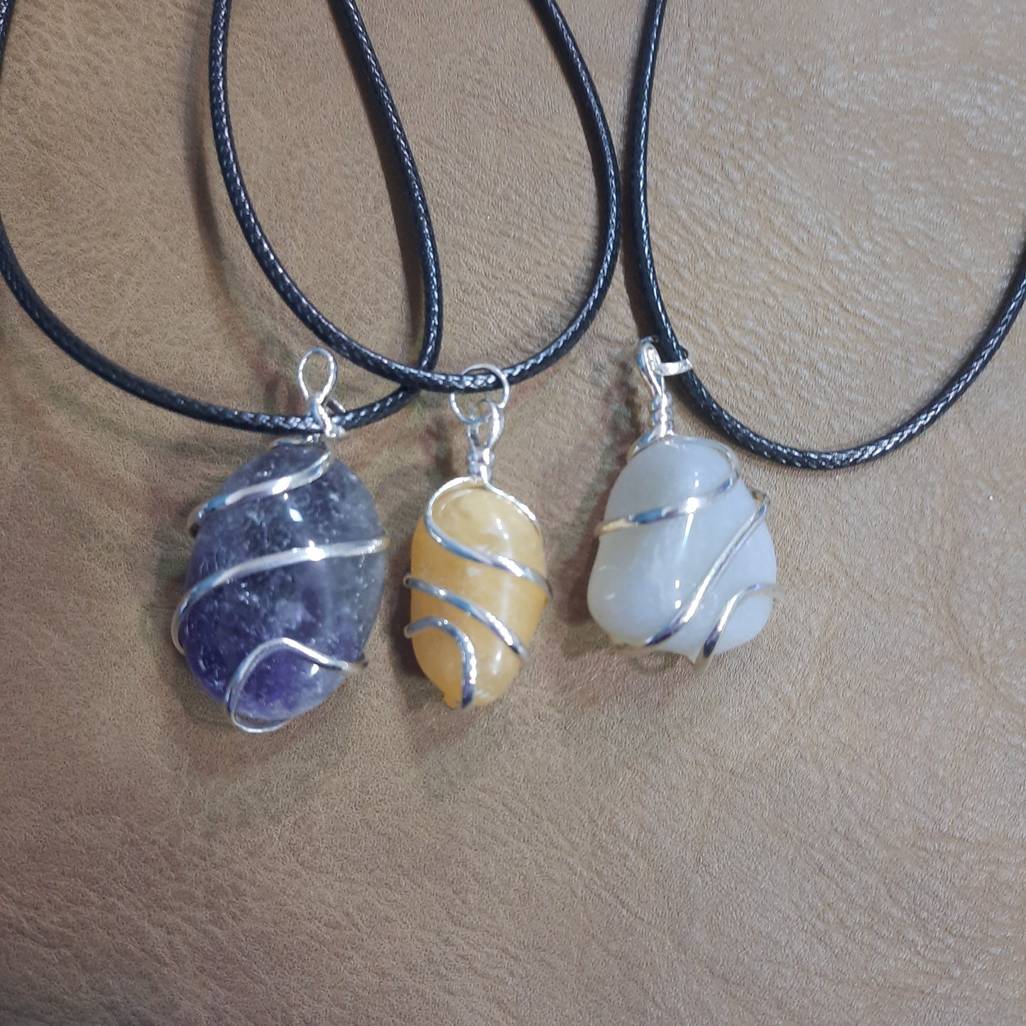 Tumbled Crystals Assorted in Twisted Wire