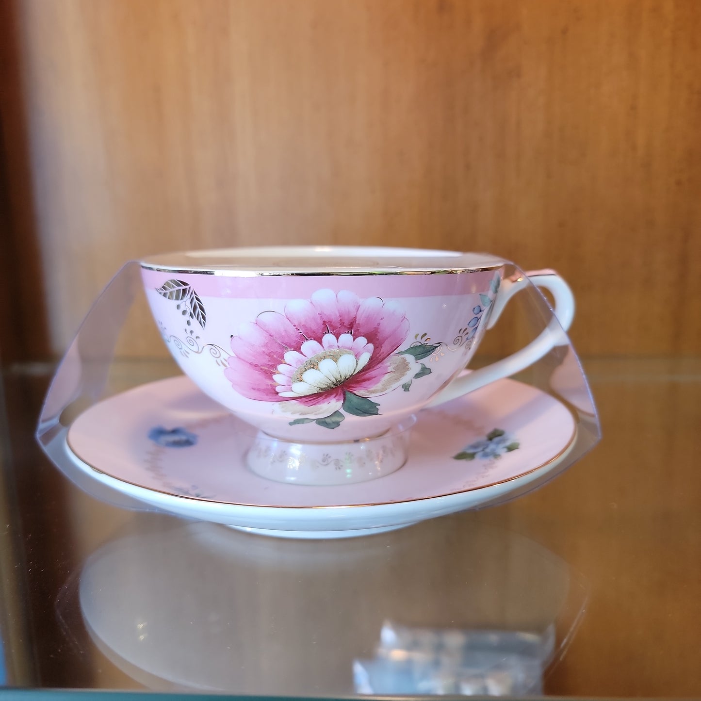 Teacups and Saucers