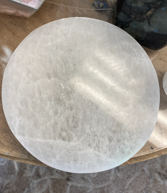 Round Selenite Charging Plate