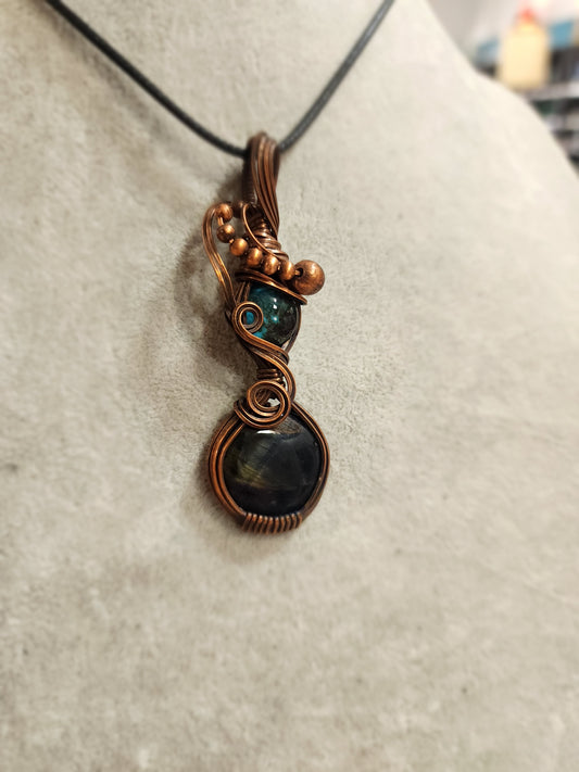 Exquisite Copper Wire Wrapped Stone Pendants