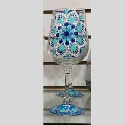 Elevate Your Entertaining with Mandala Wine Glasses! 🌟 (stemmed and stemless)