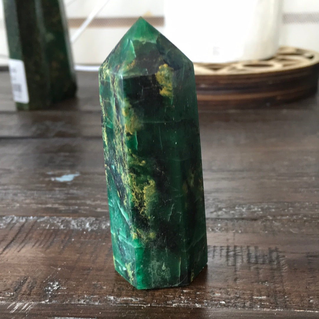 Green Zyosite Points