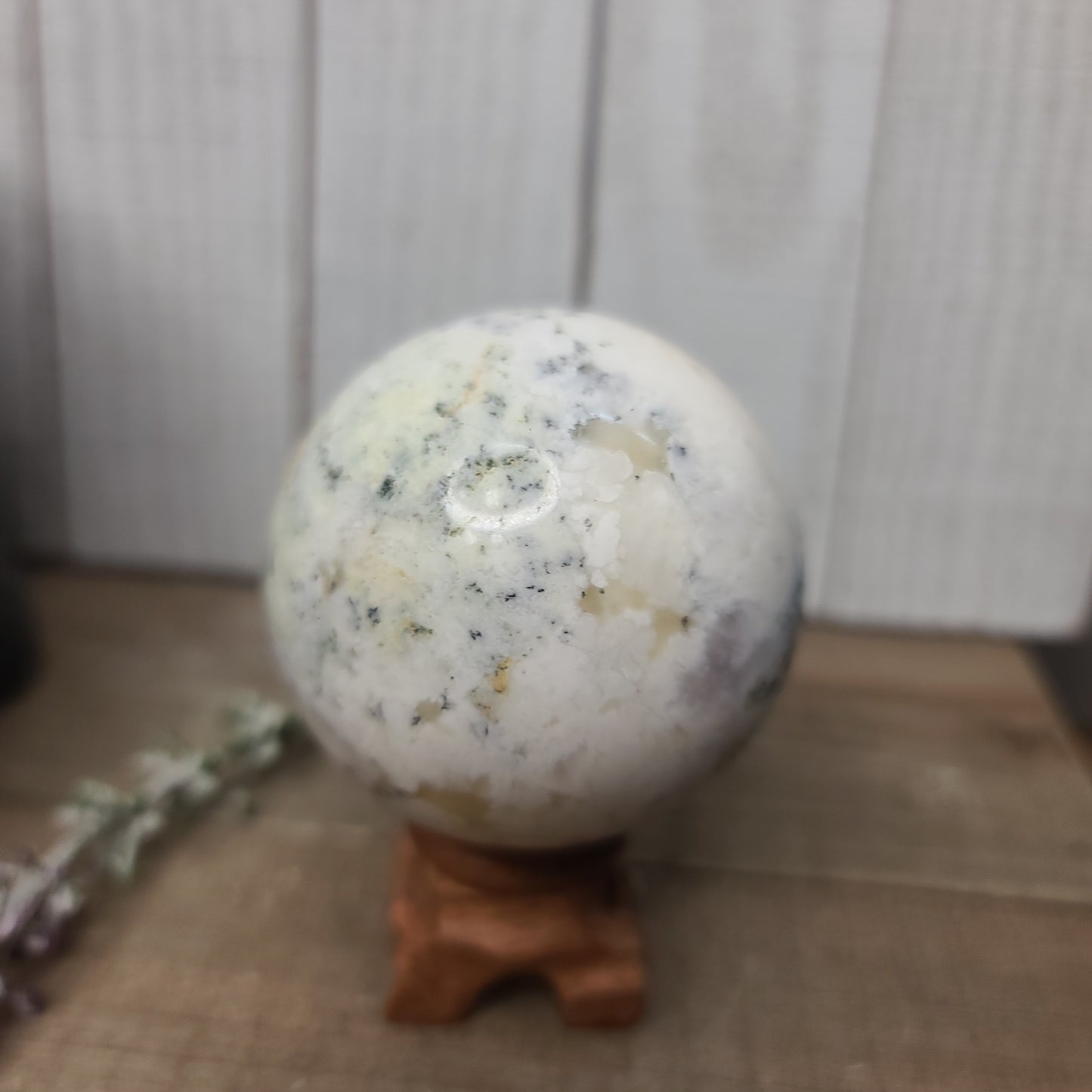 Dendritic Opal Spheres