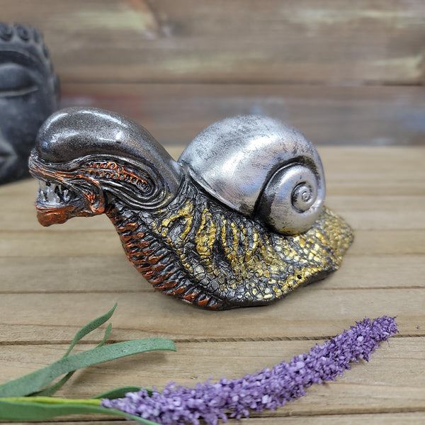 SNAILIEN II (ALIEN SNAIL)